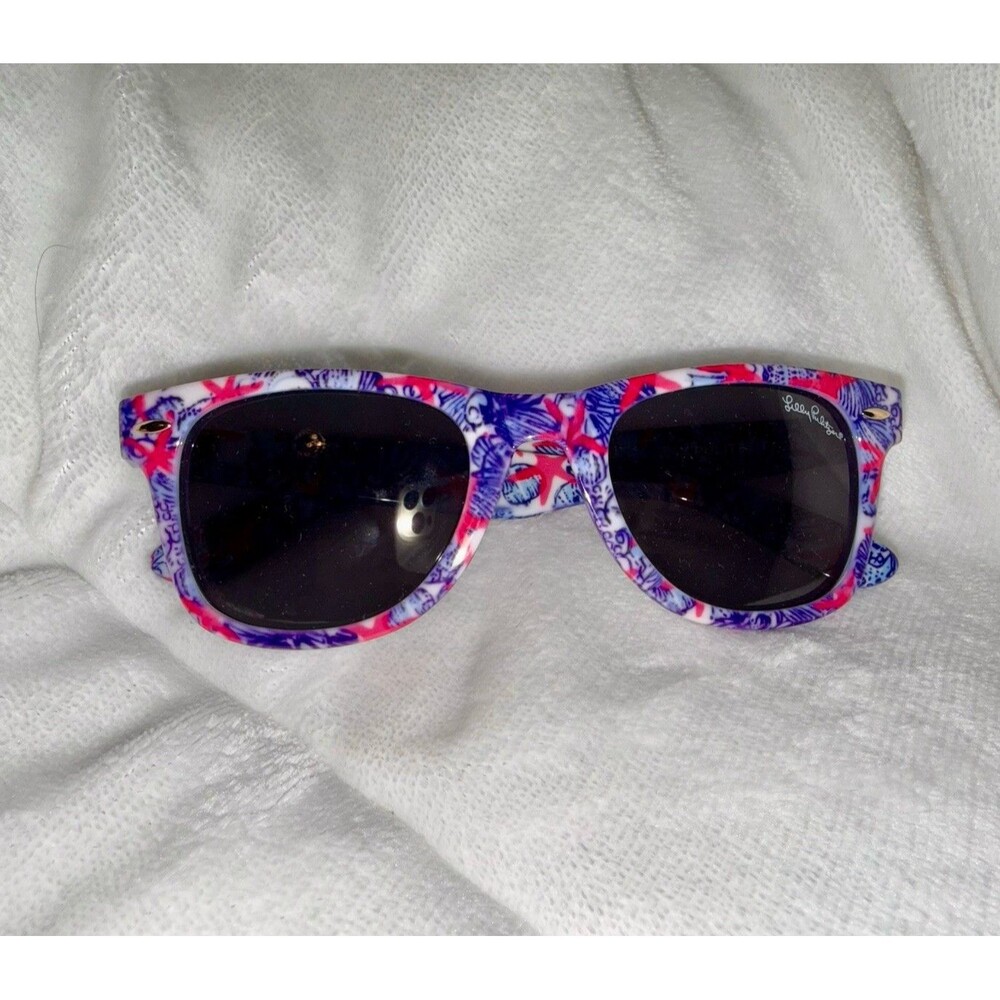 Lilly Pulitzer starfish women's Sunglasses, Black UV-Protect Lenses